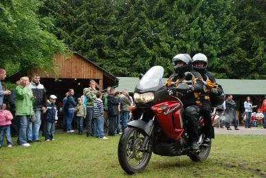 Dzień dziecka w SG — archiwum Right Riders, 2009