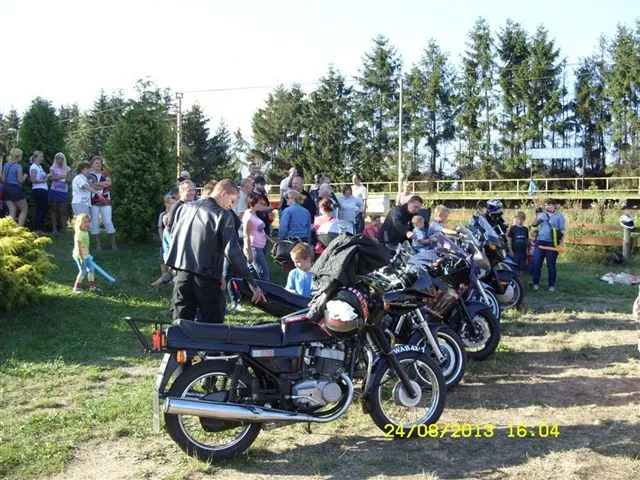 Piknik w Karpiskach — archiwum Right Riders, 2013