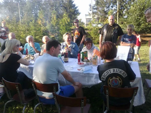 Piknik w Karpiskach — archiwum Right Riders, 2013