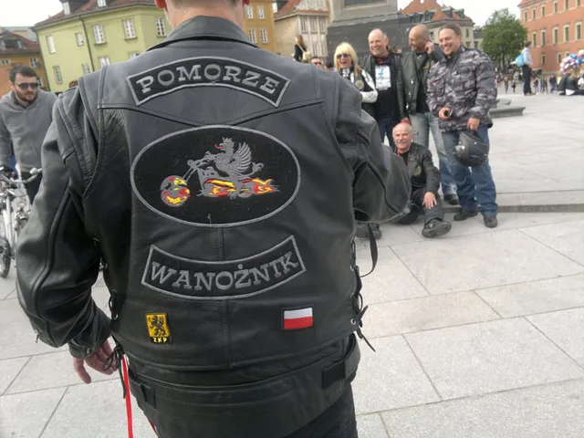 Viktory — archiwum Right Riders, 2015