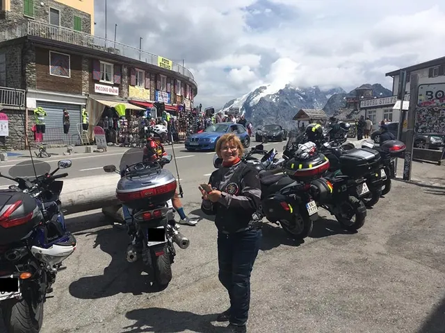 Stelvio-Grossglockner — archiwum Right Riders, 2018